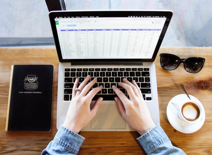 Digitalizar tu operación turística: por qué es urgente (y no tan complicado)