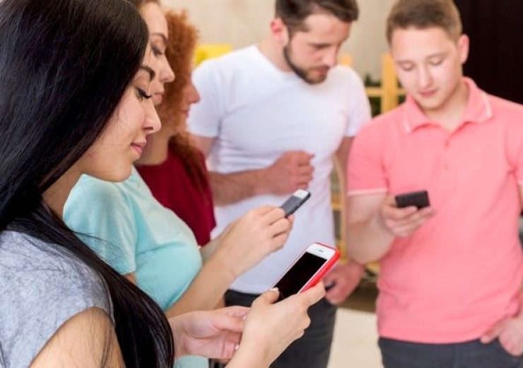 El viajero silencioso: cómo las redes sociales influyen en la decisión de los turistas