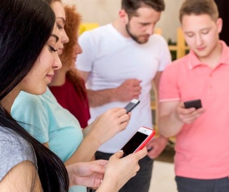 El viajero silencioso: cómo las redes sociales influyen en la decisión de los turistas