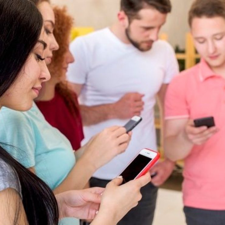 El viajero silencioso: cómo las redes sociales influyen en la decisión de los turistas