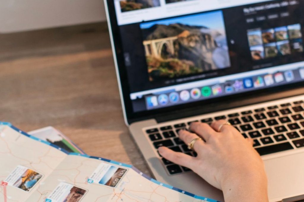 Textos que venden viajes: cómo escribir descripciones que inspiran y convierten