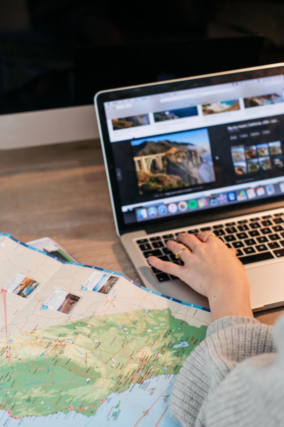 Textos que venden viajes: cómo escribir descripciones que inspiran y convierten